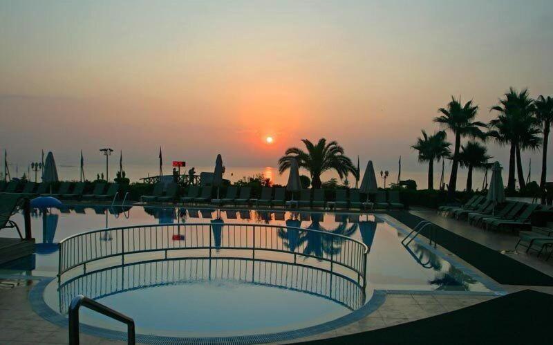 Fame Residence Kemer - Havuz