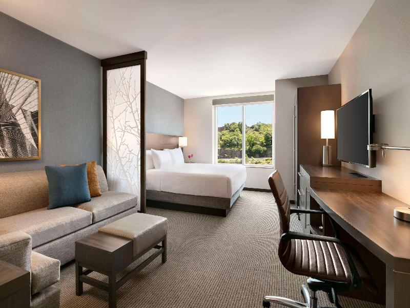 Hyatt Place Fort Lee / George Washington Bridge - Oda