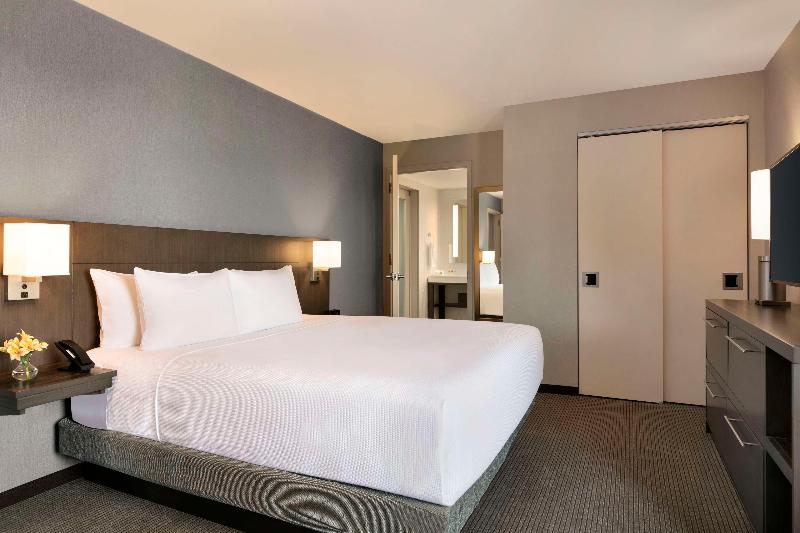Hyatt Place Fort Lee / George Washington Bridge - Oda