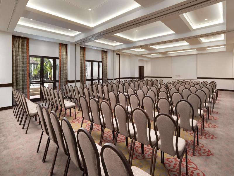 Pine Cliffs Village & Golf Suites - Toplantı