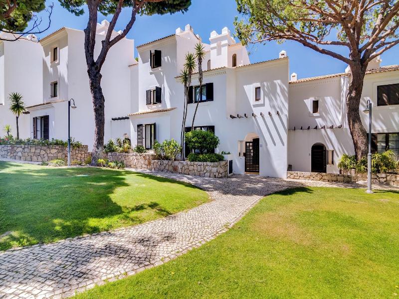 Pine Cliffs Village & Golf Suites - Oda
