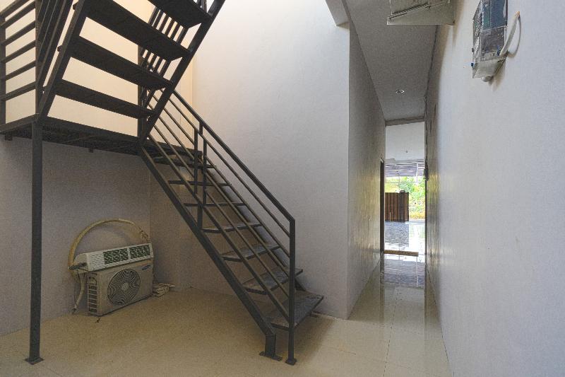 OYO 1542 Juan Palace - Lobi