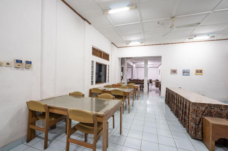 OYO 1778 Omah Duwet - Restoran