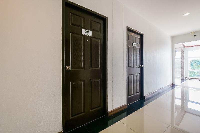 OYO 350 Mae Saeng Place - Lobi