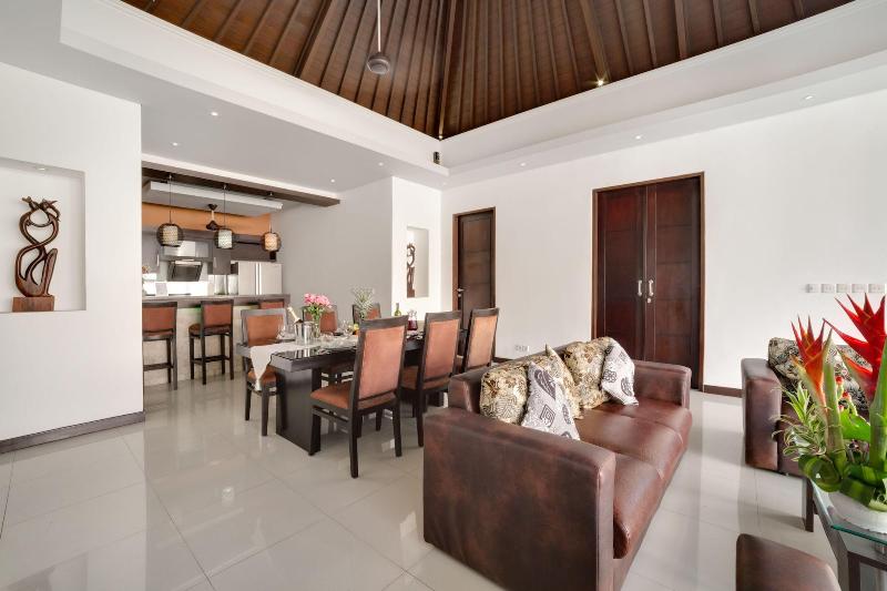 Kayu Beach Villa - Oda