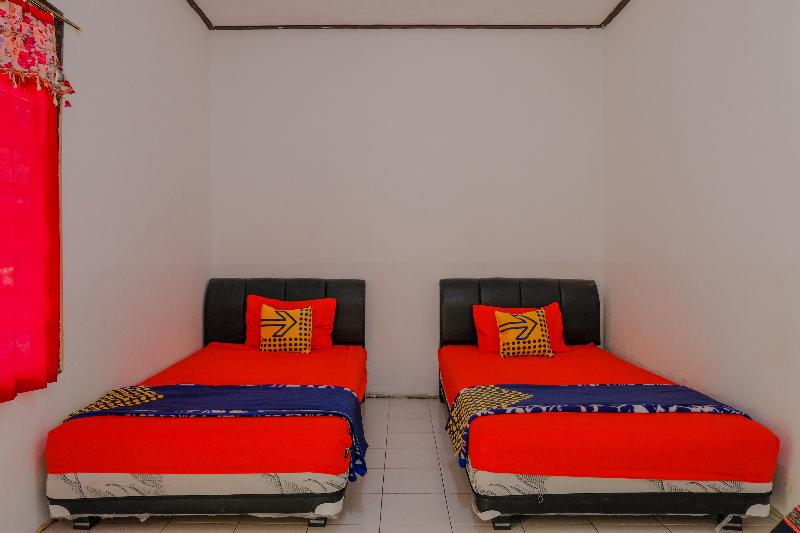 Spot On 1847 Hotel Maya - Oda