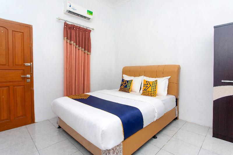 Spot On 2830 Azka Guest House Syariah - Oda