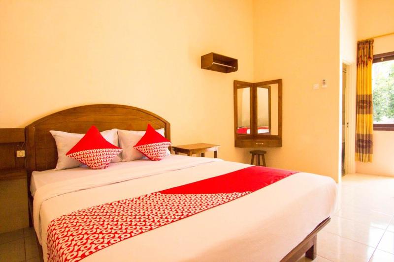 OYO 3024 Hotel Kebon Manis - Oda