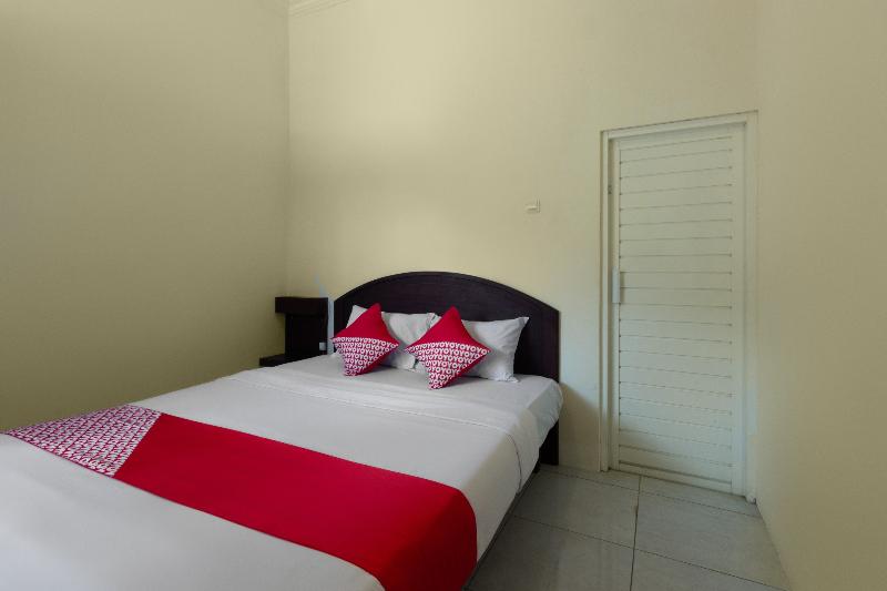 OYO 3024 Hotel Kebon Manis - Oda