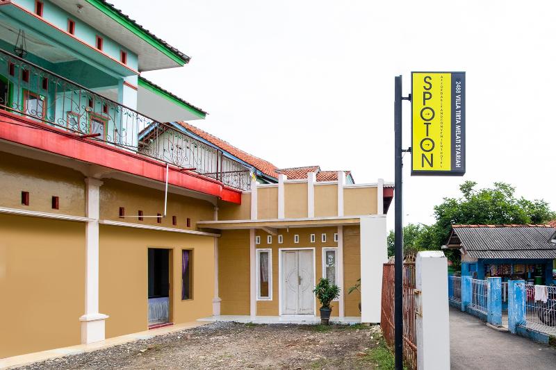 Spot On 2488 Villa Tirta Melati Syariah - Genel
