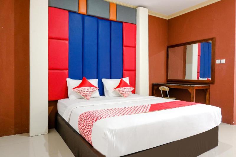 OYO 2966 Hotel Atriaz - Oda