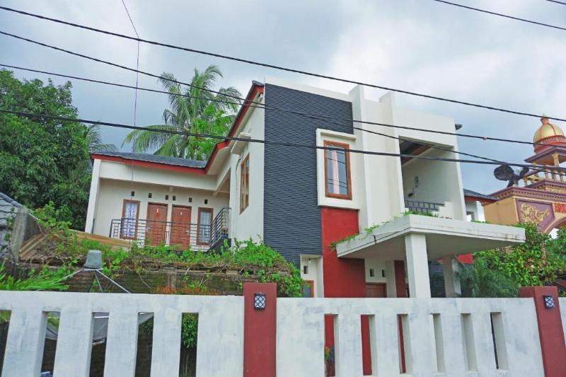 OYO 2860 The Castury Homestay Syariah - Genel