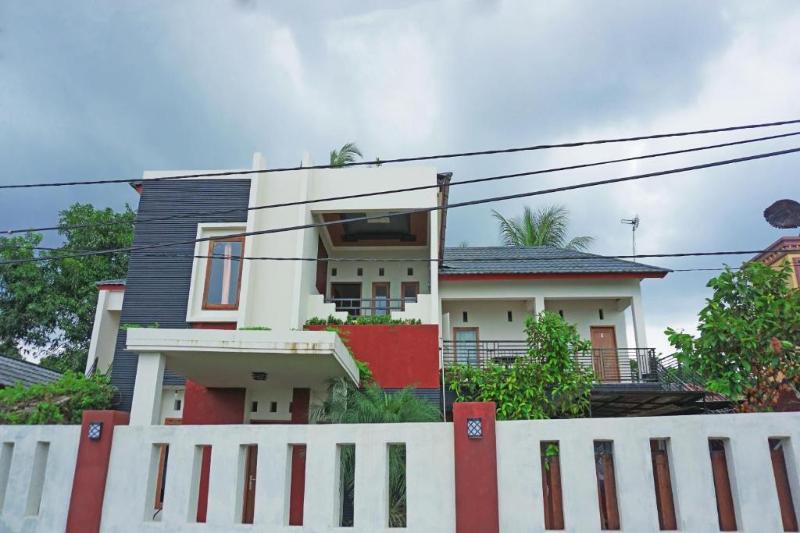 OYO 2860 The Castury Homestay Syariah - Genel