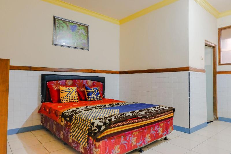 Spot On 1971 Hotel Dewi - Oda