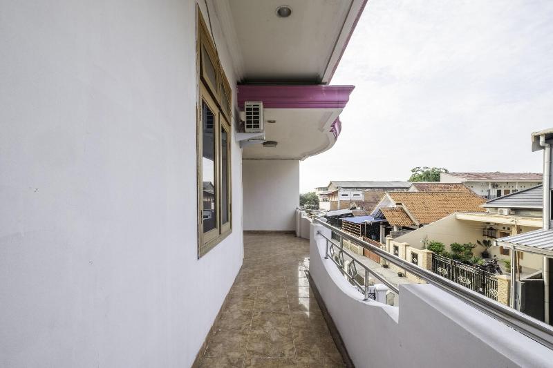 Spot On 2412 Mandala Residence - Oda