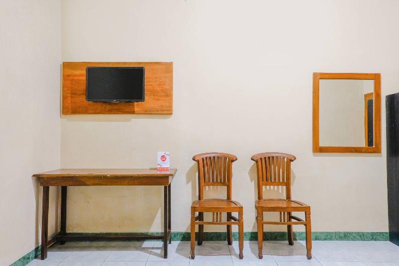 OYO 2643 Hotel Graha Prima - Oda