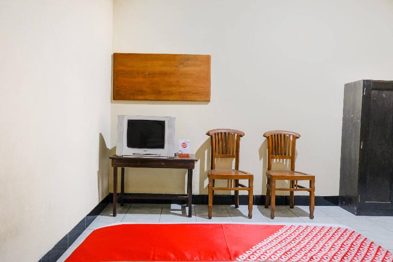OYO 2643 Hotel Graha Prima - Oda