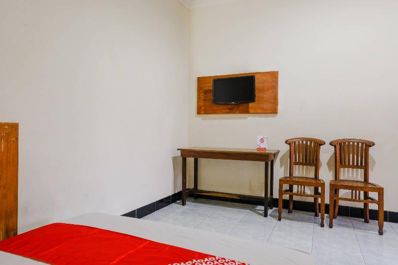 OYO 2643 Hotel Graha Prima - Oda