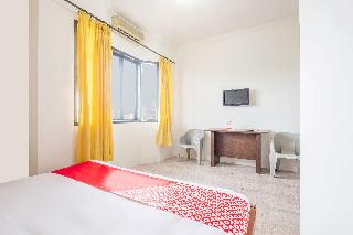 Super OYO 2704 Hotel Transit 2 fotoÄŸrafÄ±