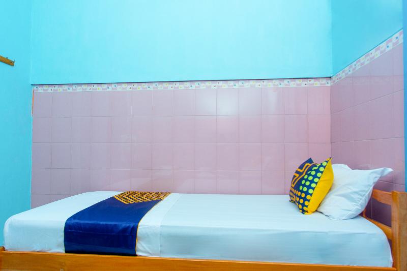 Spot On 2871 Hotel Budi - Oda