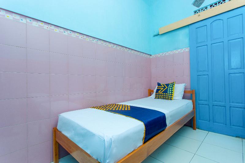 Spot On 2871 Hotel Budi - Oda