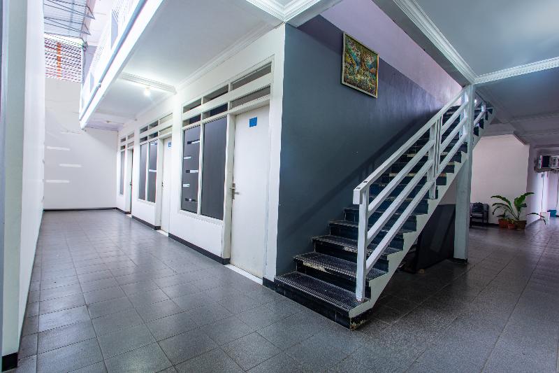 Super OYO 3042 Griya Karangsalam Indah - Lobi