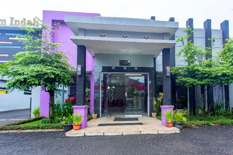 Super OYO 3042 Griya Karangsalam Indah - Genel