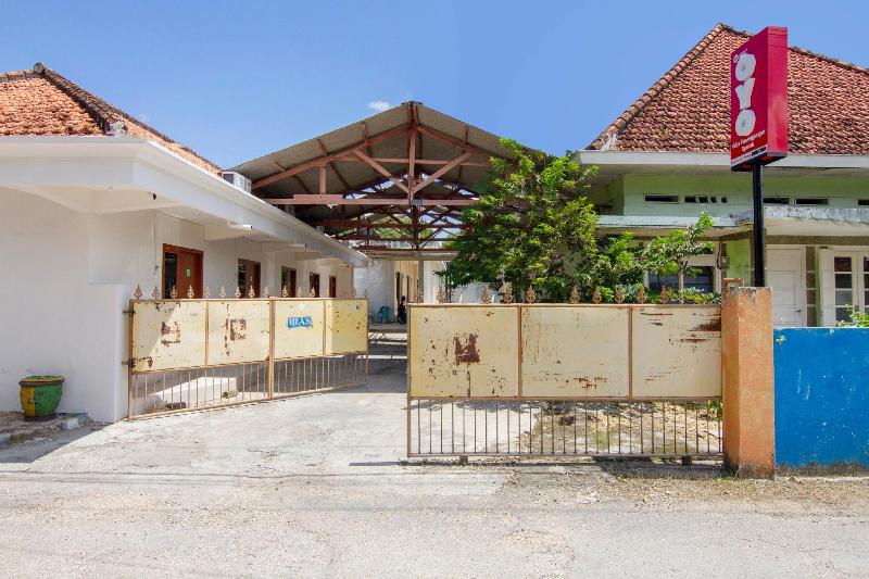 OYO 3027 Griya Temenggungan Syariah - Genel