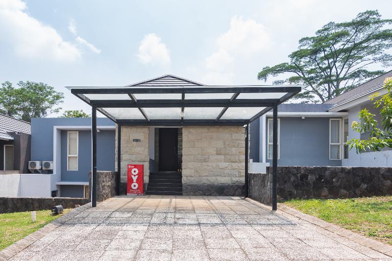 OYO 2001 Taman Dayu Villa Golf View - Genel