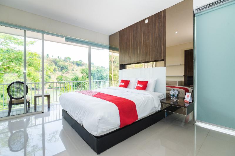 OYO 2001 Taman Dayu Villa Golf View - Oda