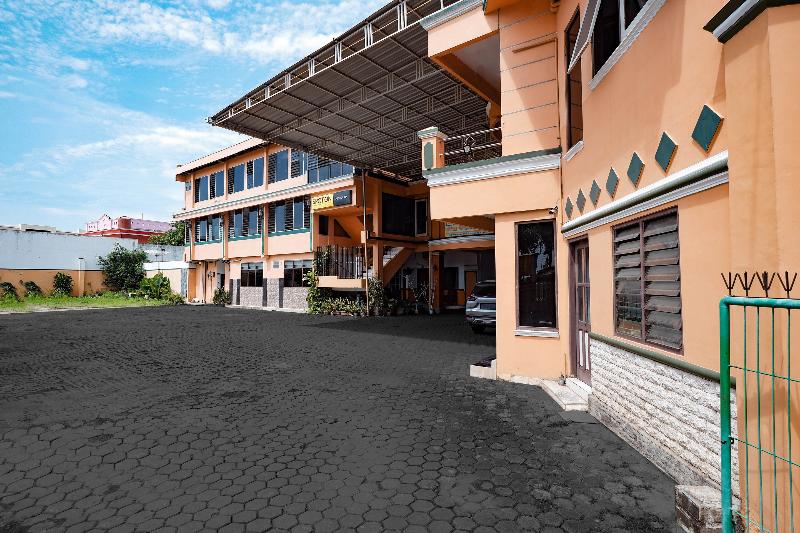 Spot On 2865 Sartika Inn Pati - Genel