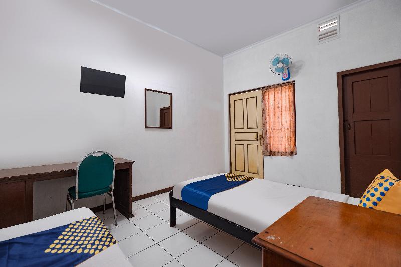 Spot On 2865 Sartika Inn Pati - Oda