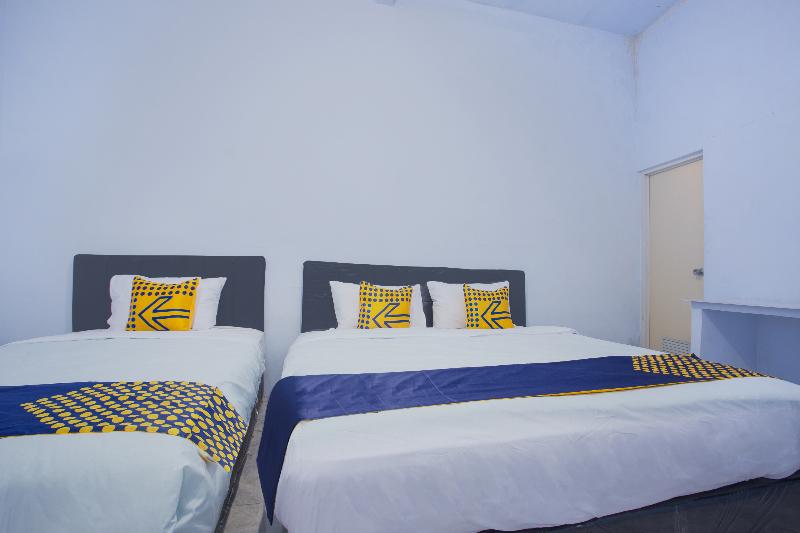 Spot On 3119 Hotel Kurnia - Oda