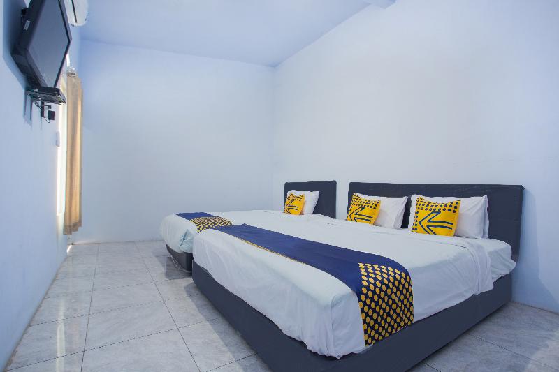 Spot On 3119 Hotel Kurnia - Oda