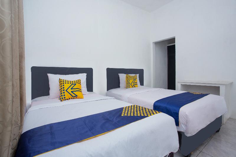 Spot On 3119 Hotel Kurnia - Oda