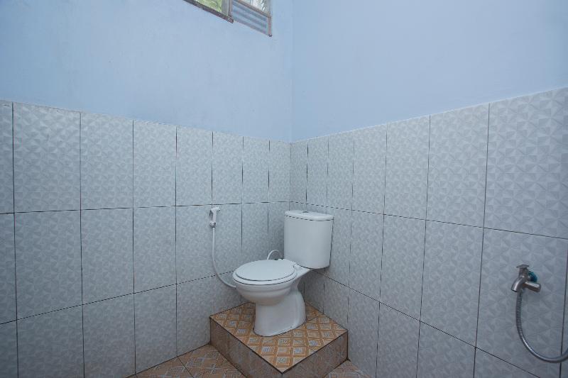 Spot On 3119 Hotel Kurnia - Oda