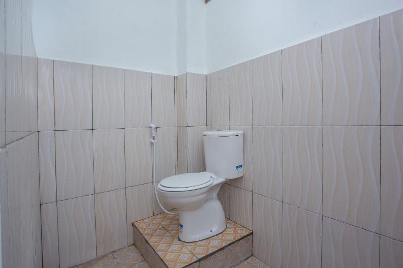 Spot On 3119 Hotel Kurnia - Oda