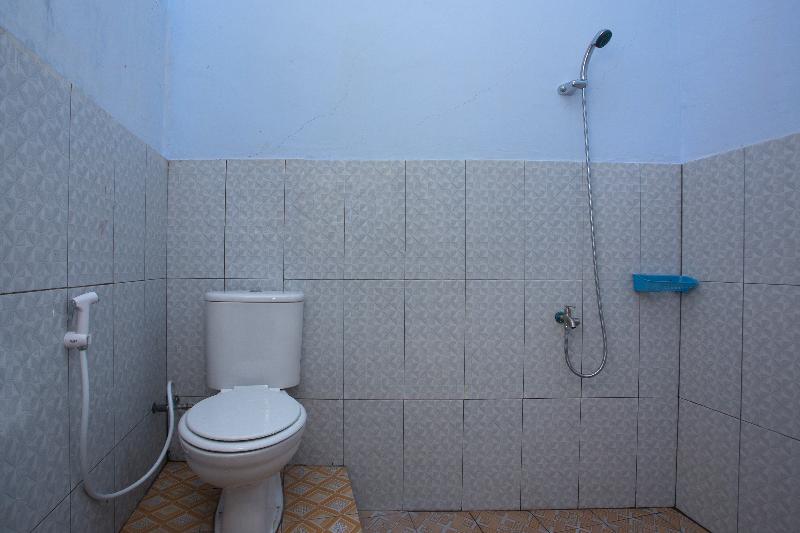 Spot On 3119 Hotel Kurnia - Oda