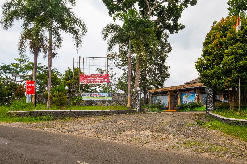 OYO 2278 Cikidang Hunting Resort - Genel