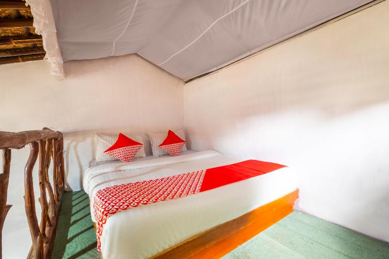 OYO 2278 Cikidang Hunting Resort - Oda