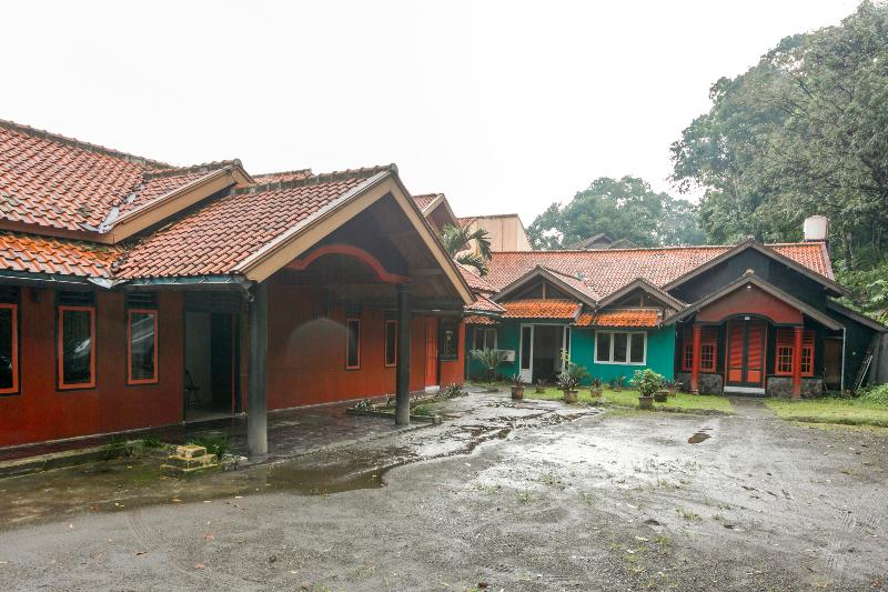 SPOT ON 2584 Hotel Karya Nunggal Asri - Genel