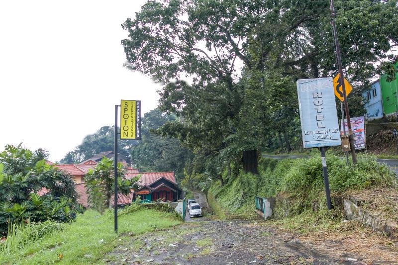 SPOT ON 2584 Hotel Karya Nunggal Asri - Genel