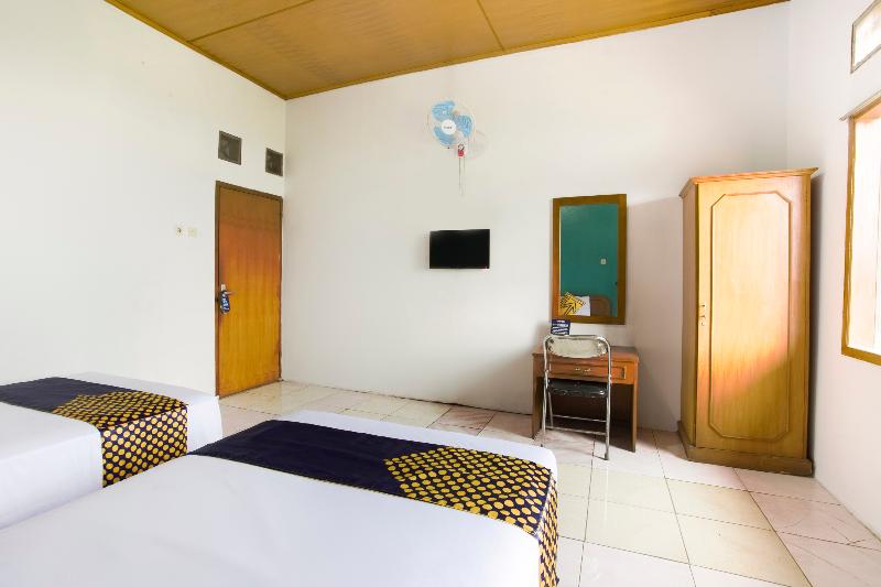 SPOT ON 2584 Hotel Karya Nunggal Asri - Oda