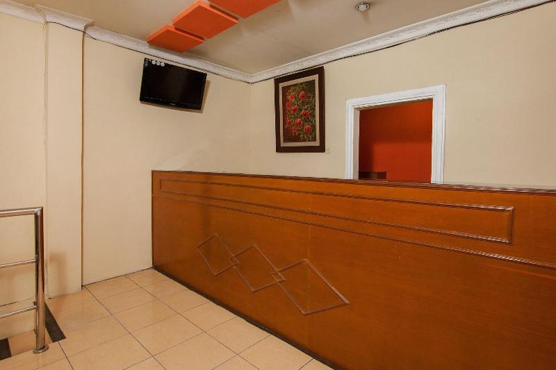 OYO 2045 Hotel 211 - Lobi