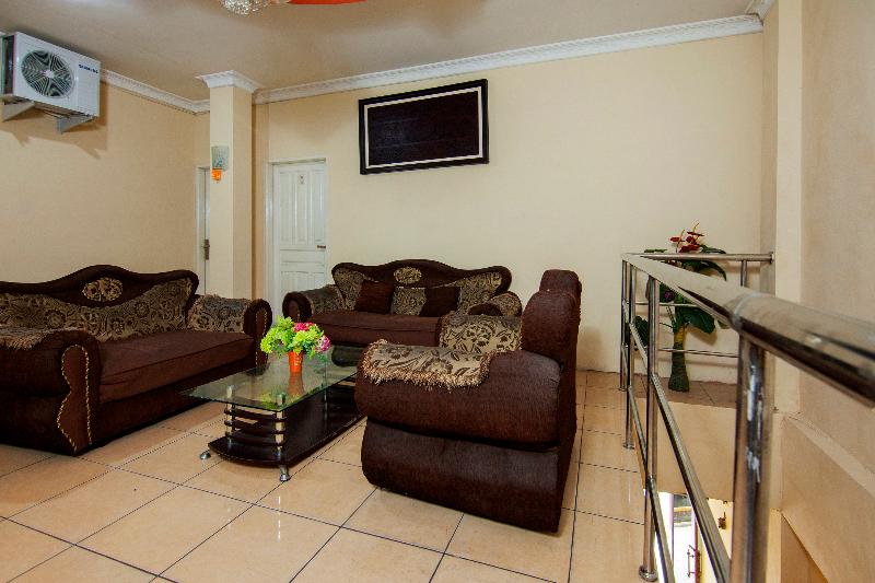 OYO 2045 Hotel 211 - Lobi