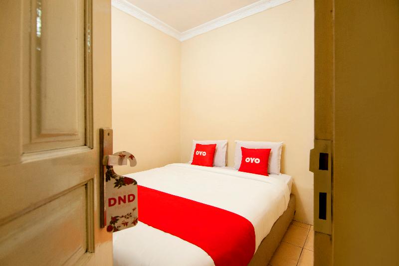 OYO 2045 Hotel 211 - Oda