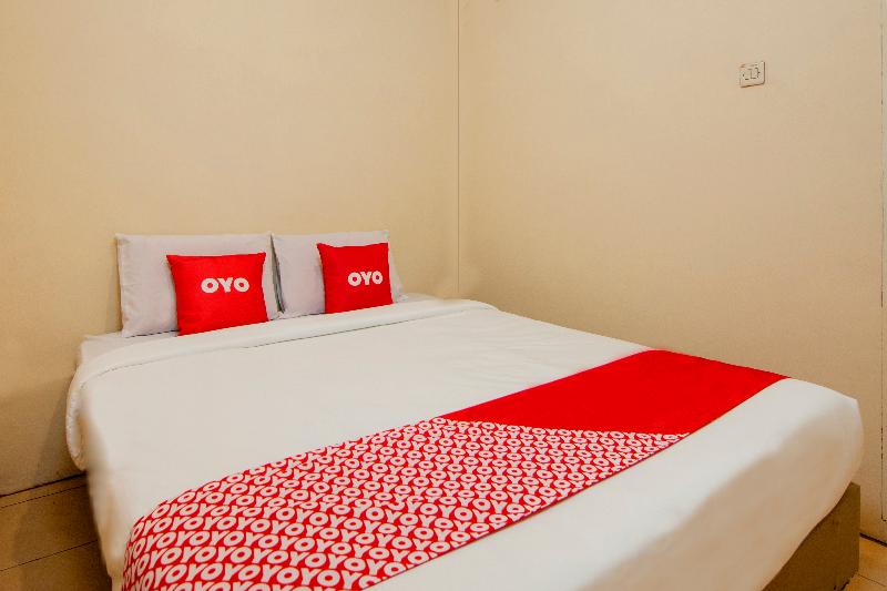 OYO 2045 Hotel 211 - Oda