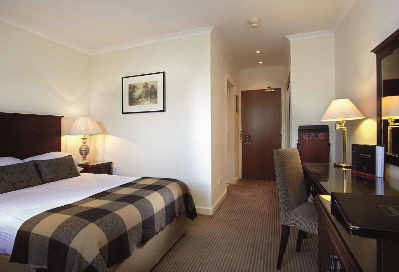 Macdonald Inchyra Hotel & Spa - Oda