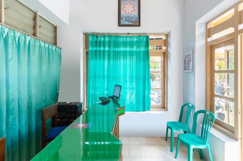 OYO 2708 Hotel Kemuning Syariah - Lobi