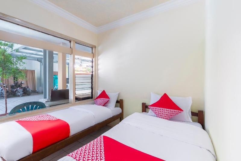 OYO 2708 Hotel Kemuning Syariah - Oda